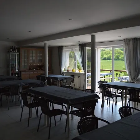 Slunecnice 3*